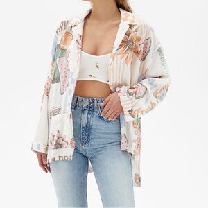 Urban Outfitters Button Down Shirt🌸🌻